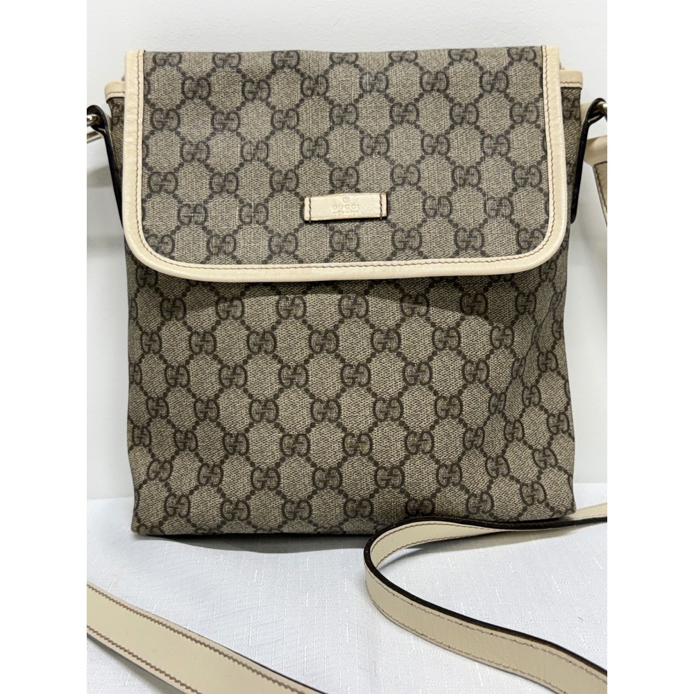 Gucci GG Supreme Beige Messenger Crossbody Bag With COA - Picture 2 of 11